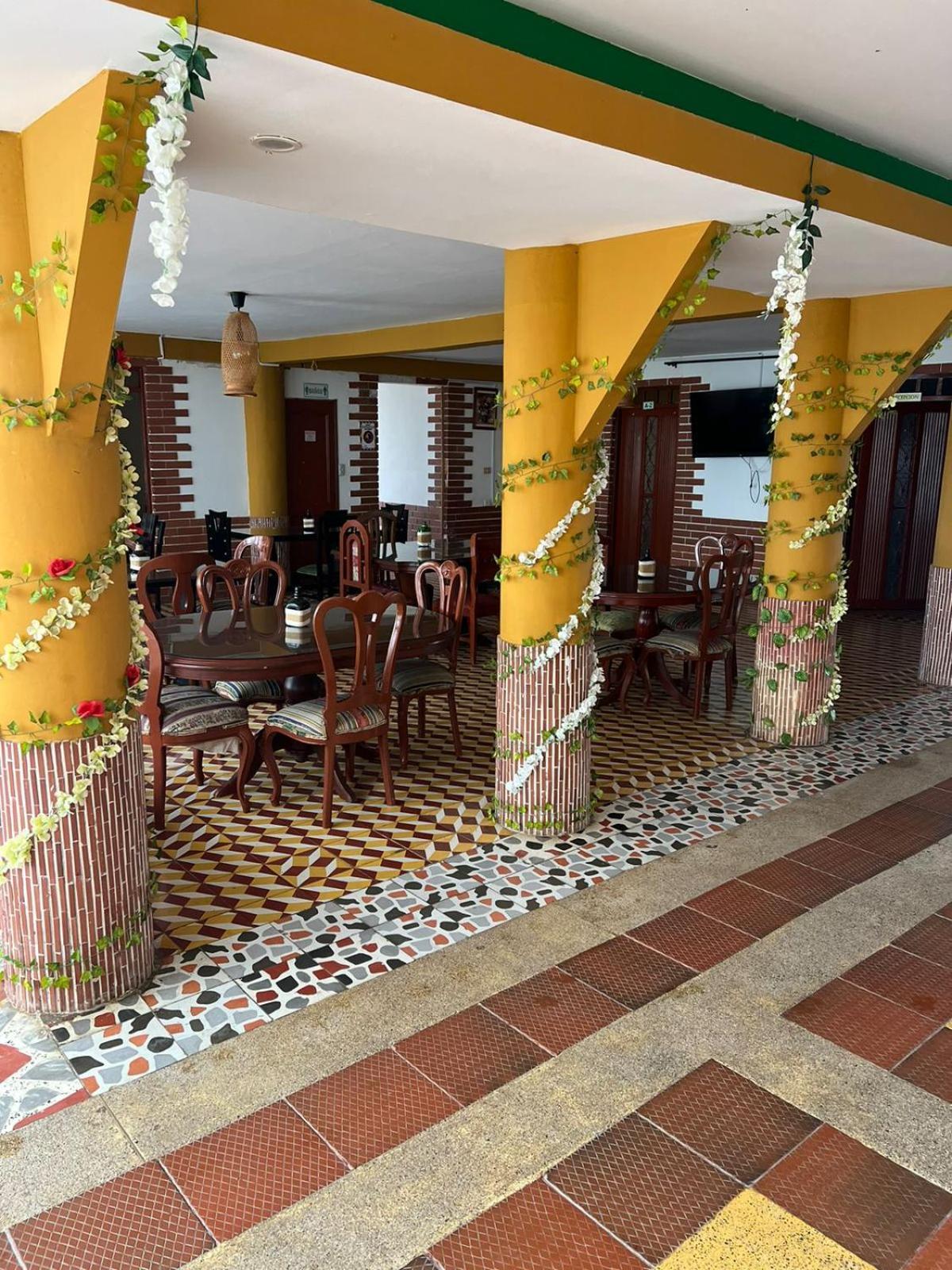 Eco Hotel La Selecta Pereira Extérieur photo